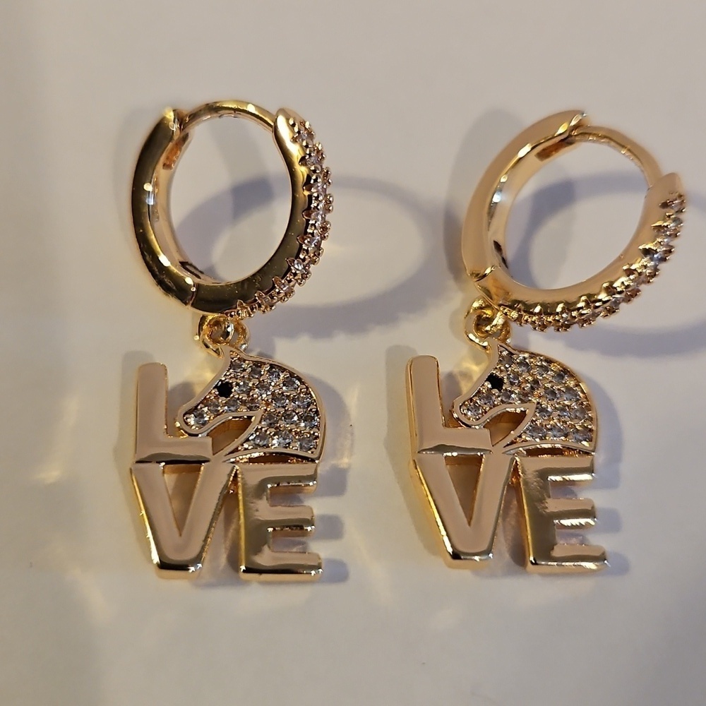 3/15$ Bundle Deal New Gold Love Horse Hoop Earrings